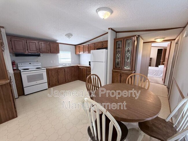 Foto del edificio - 7775 LA-1133