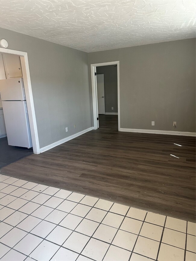 Foto del edificio - 5902 Ardmore St