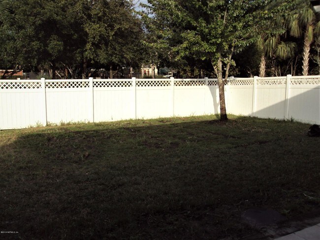 Building Photo - 104 Celtic Wedding Dr