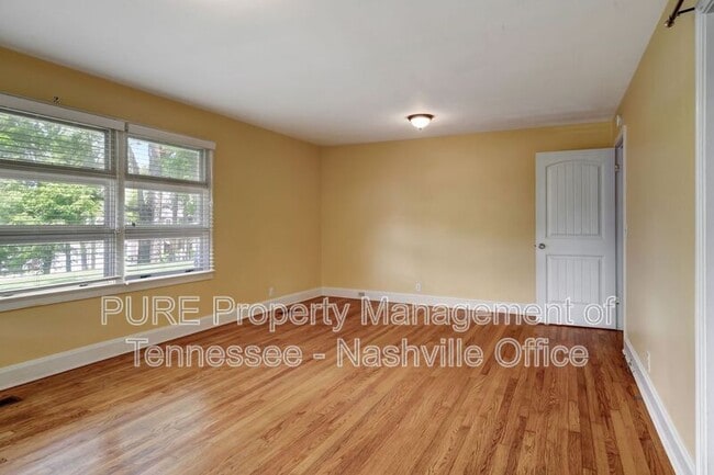 Foto del edificio - 4302 Scenic Dr