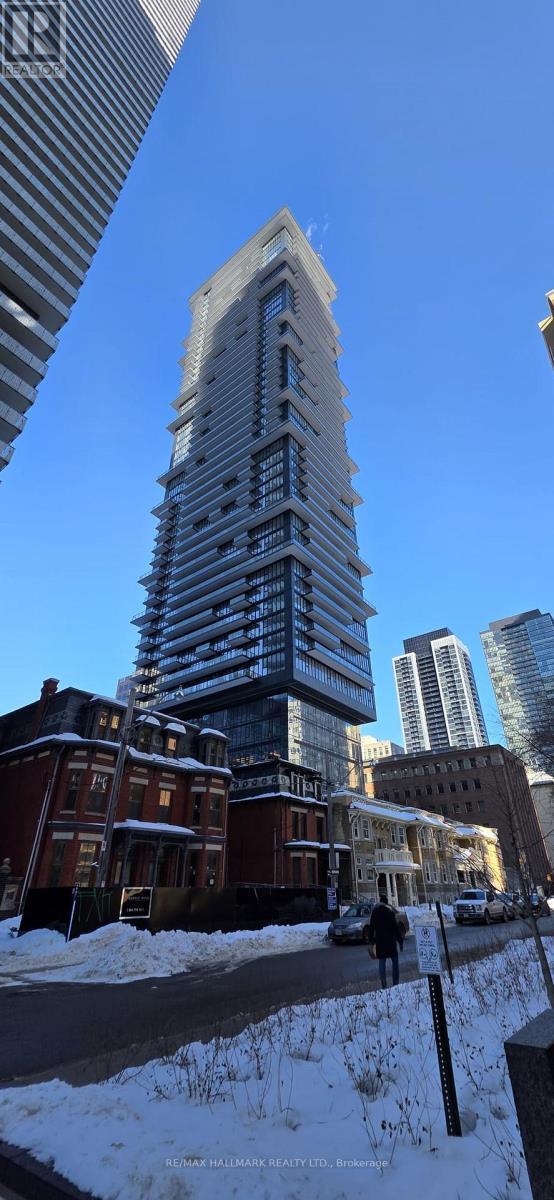 Building Photo - 634 Church St