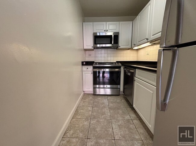 Building Photo - EAST 63 STREET