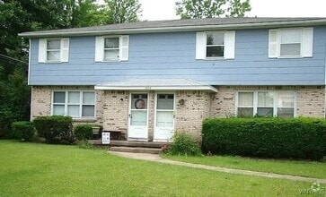 Building Photo - 258-LEFT Sundridge Dr