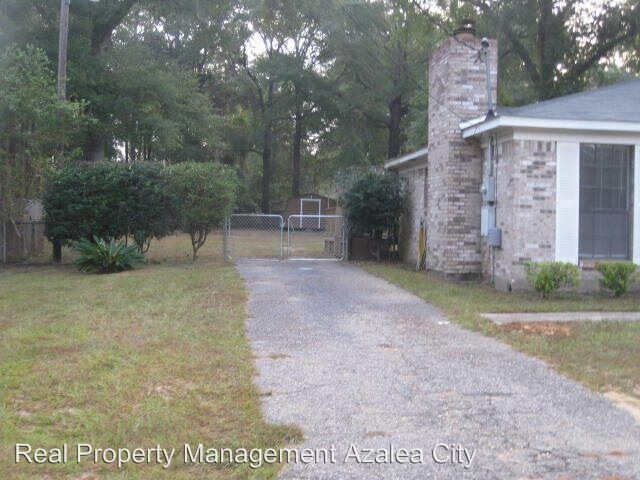 Building Photo - 4 br, 2 bath House - 1130 Snow Rd.