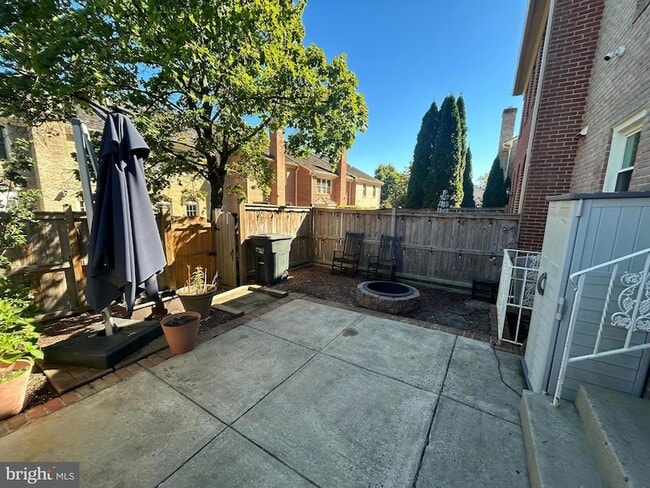 Foto del edificio - 4054 Norbeck Square Dr