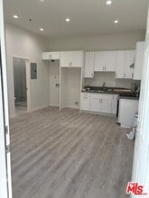 Building Photo - 13124 Ratner St