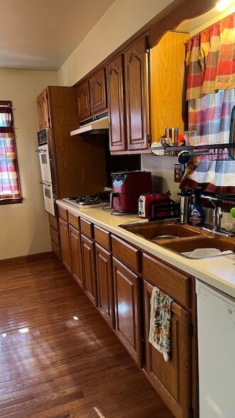 Foto del edificio - 647 N May St