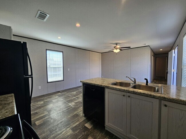 Foto del edificio - 1054 Myakka Dr