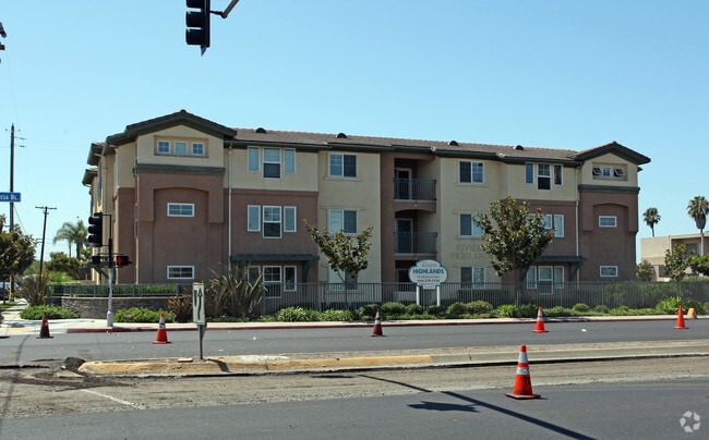 Building Photo - Riviera Highlands  1500r