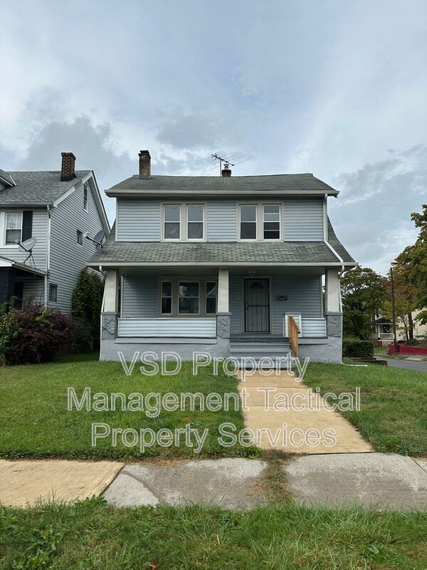 Building Photo - 13827 S Parkway Dr