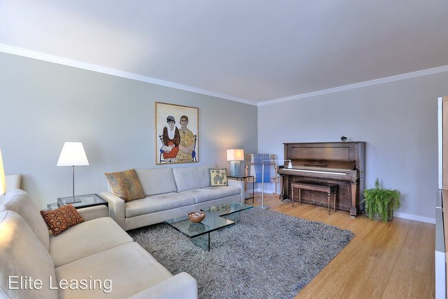 Foto del edificio - 1734 Bay St