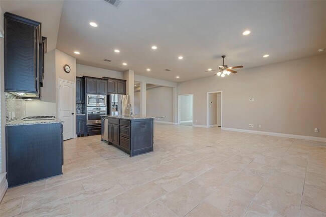 Building Photo - 4015 Nestra Dr