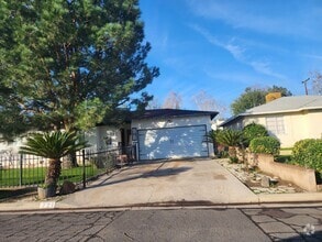 Building Photo - 721 Fiorito St