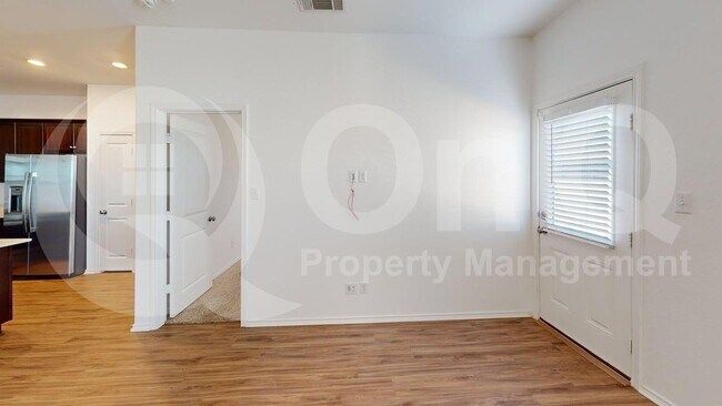 Building Photo - 1112 Rio Frio Ln