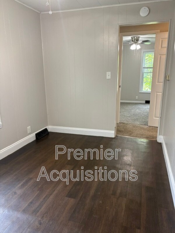 Foto del edificio - 2108 Fernwood Pl