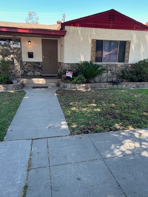 Front porch - 2145 San Francisco Ave