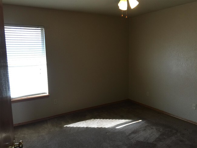 Foto del edificio - 2824 SE 89th Terrace