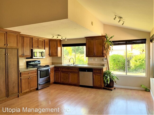Building Photo - 3 br, 2 bath House - 318 Festival Dr.