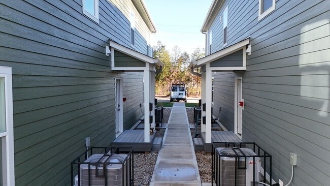 Photo - 3903 Winthrop Ave Townhome