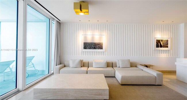 Building Photo - 9111 Collins Ave