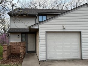 Building Photo - 459 Foxfire Dr