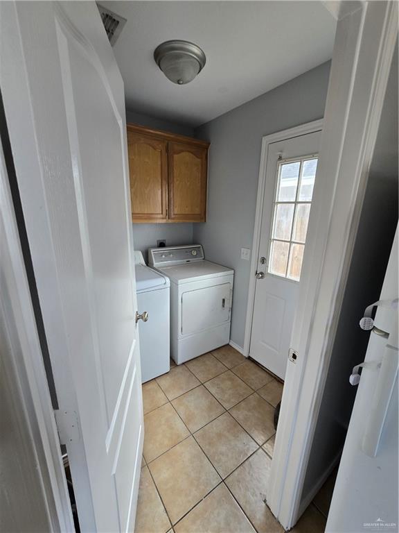 Building Photo - 607 La Mancha Dr