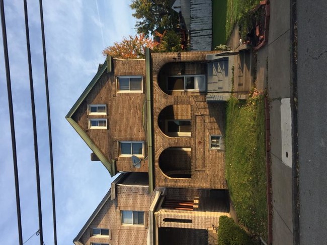 Building Photo - 113 Bessemer Ave