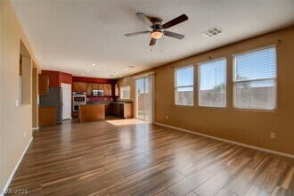 Building Photo - 4013 Buteo Ln
