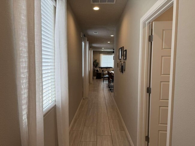 Foto del edificio - 10652 Aspiration Ln SW