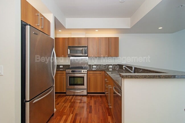 Foto del edificio - 321 Tenth Avenue
