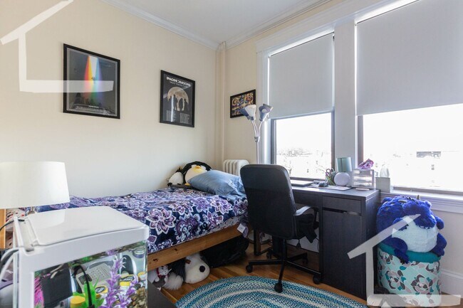 Foto del edificio - 1322 Commonwealth Ave