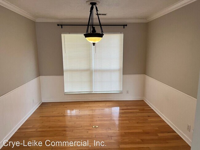 Building Photo - 3 br, 2.5 bath House - 708 Sweetwater Cir