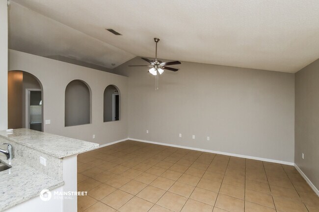 Foto del edificio - 424 Vanguard St SE