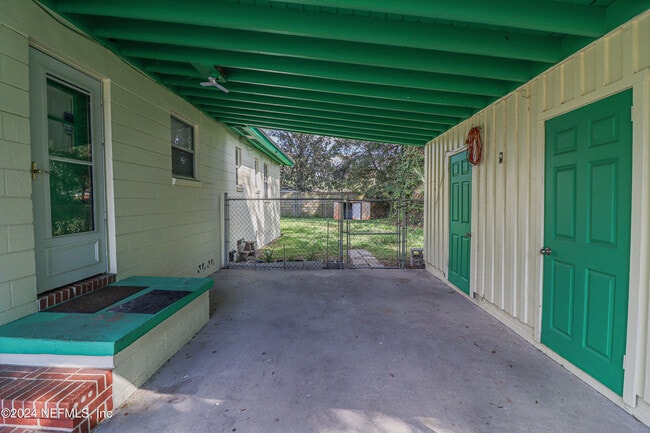 Foto del edificio - 6503 Ector Rd