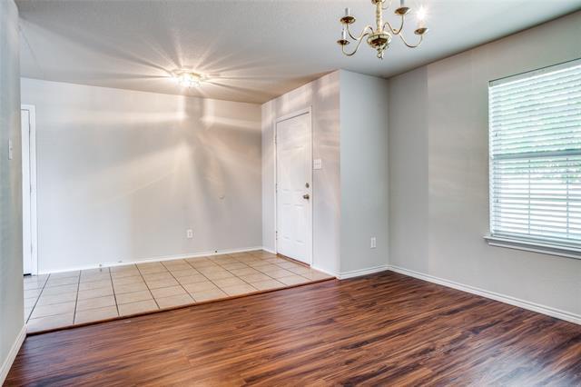 Building Photo - 821 Oak Hollow Ln