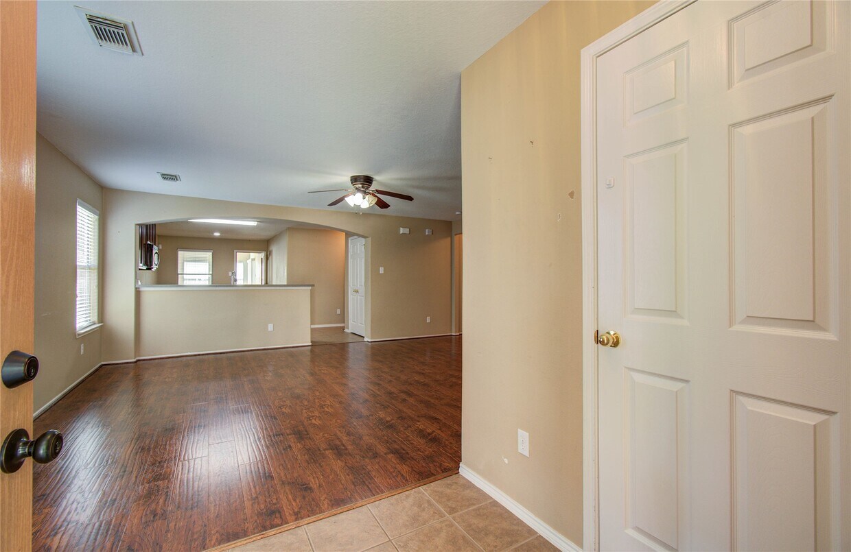 Foto principal - 610 Kiley Dr
