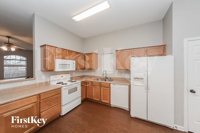 Building Photo - 7226 Grapetree Trail