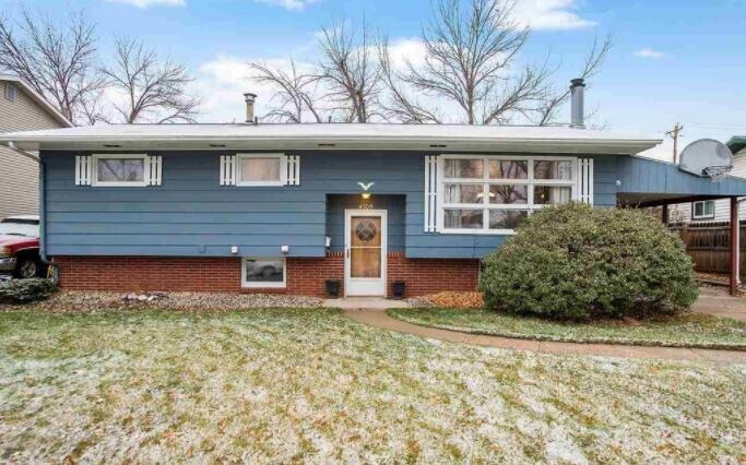 Primary Photo - 4709 Windsor Dr. - Rapid City