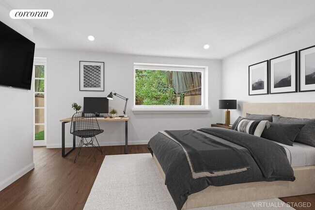Foto del edificio - 326 W 19th St