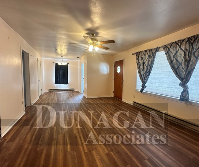 Foto del edificio - 3 Bed 2 Bath near the Pecos River