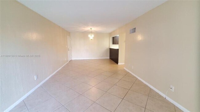 Foto del edificio - 2 bedroom in Hollywood FL 33023