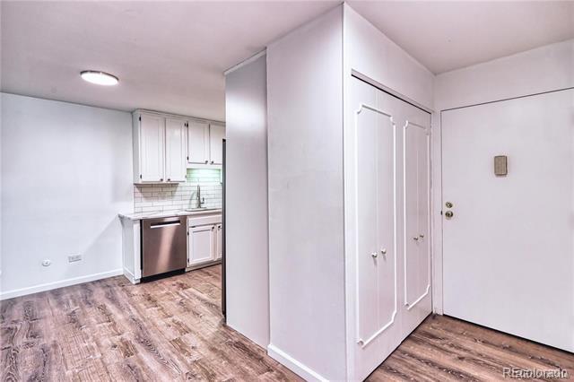 Foto del edificio - 610 S Alton Way