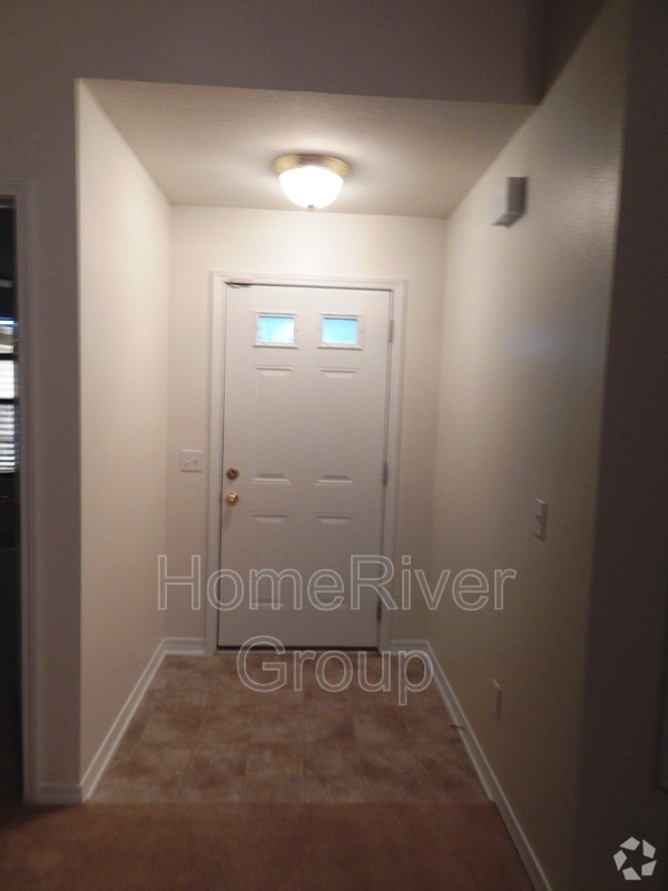 Building Photo - 133 Sandstone Trail