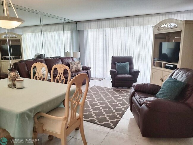Foto del edificio - 133 N Pompano Beach Blvd