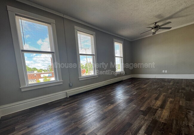 Foto del edificio - 1145 3rd St