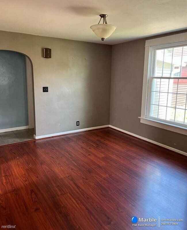 Building Photo - 3 br, 2 bath House - 510 Jackson St 1