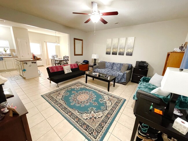 Foto del edificio - 23614 Youpon Lake Ln