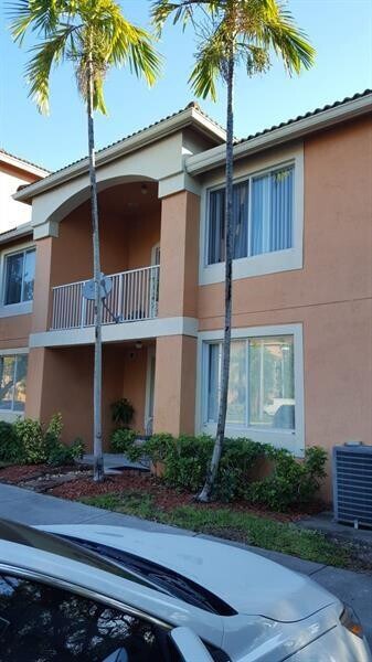Building Photo - 6936 SW 39th St