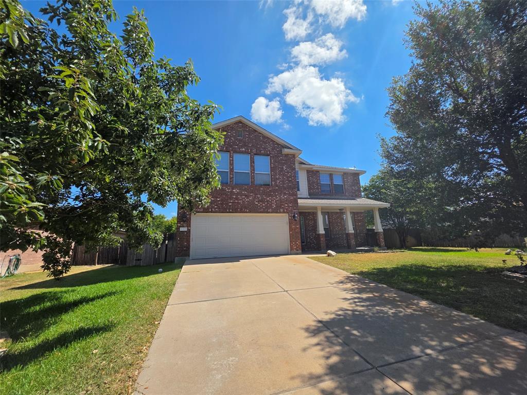 Foto del edificio - 4304 Stone Oak Dr