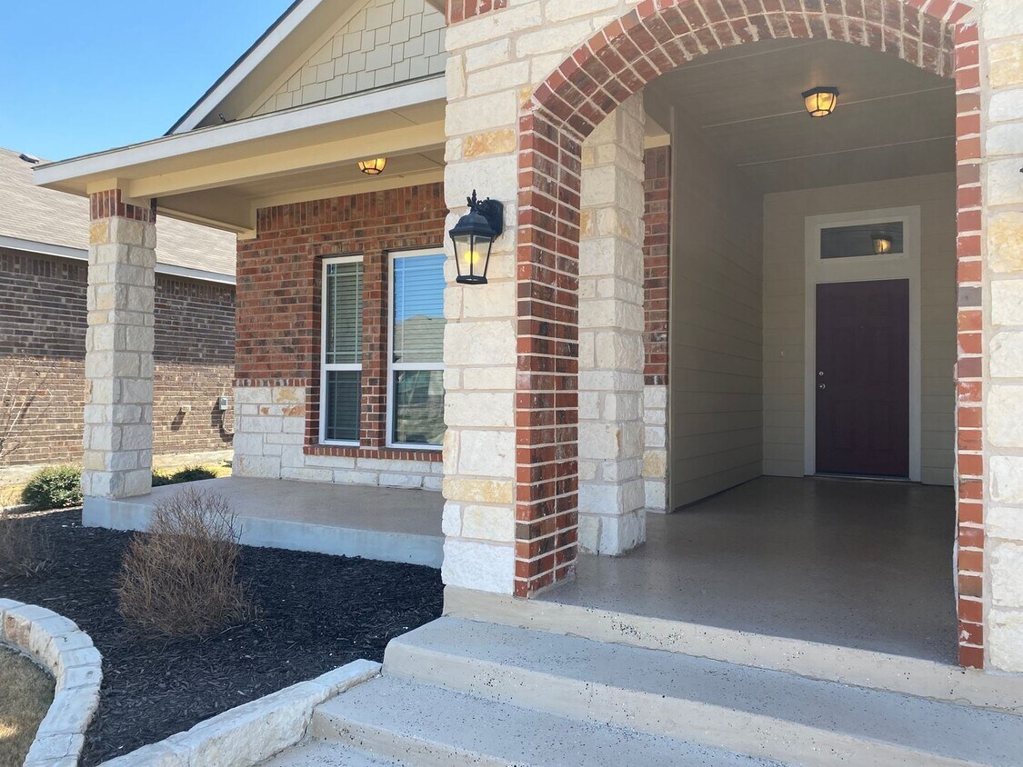 Building Photo - Charming 3 Bedroom Home in Wyndham Neighbo...